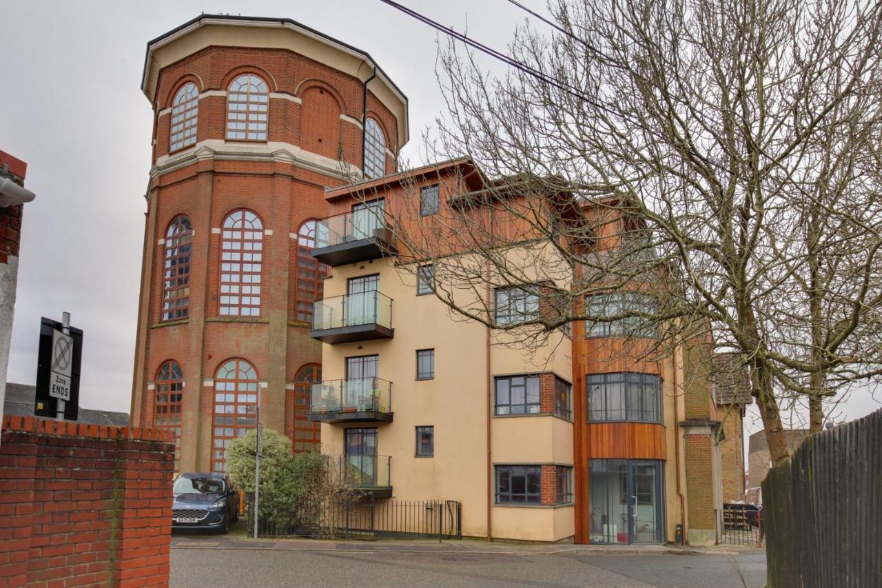 Niche Water Tower Apartments Braintree Exterior photo